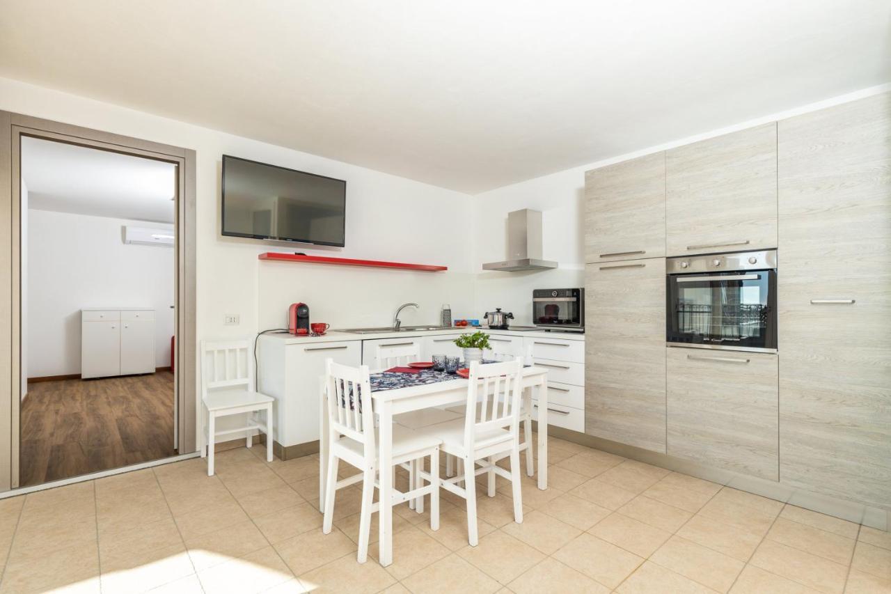 Appartamenti Gaimaro' A 50 M Dalla Spiaggia Àrbatax Exterior photo